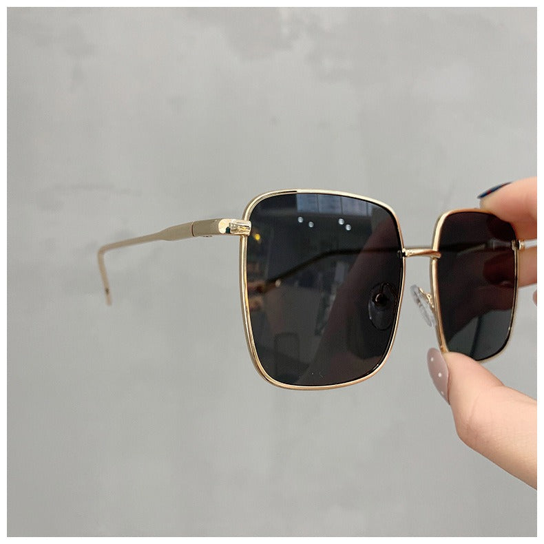 Fashionable sunglasses men's UV resistant large box sunglasses